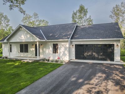 547 Franklin Estates Dr, Petoskey, MI, 49770