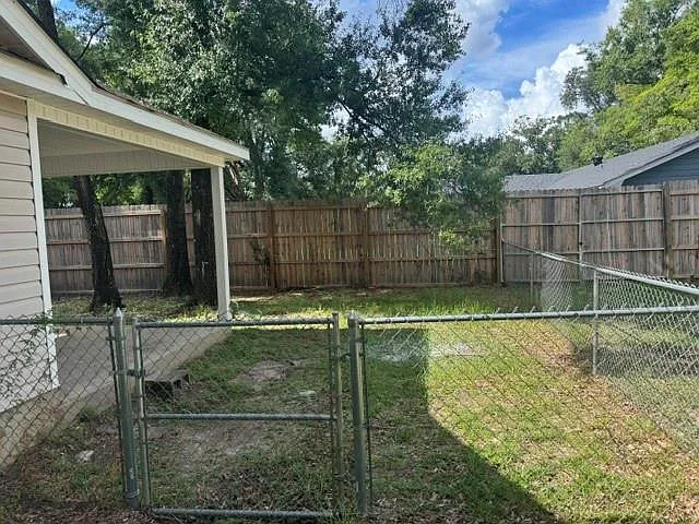 132 Bayou Sara Ave #114-B — Photo 15
