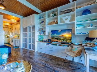 4435 Lower Honoapiilani Rd APT 301, Lahaina, HI 96761