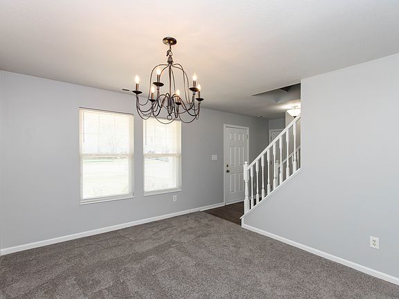 4th image of 2536 Autumn Rd