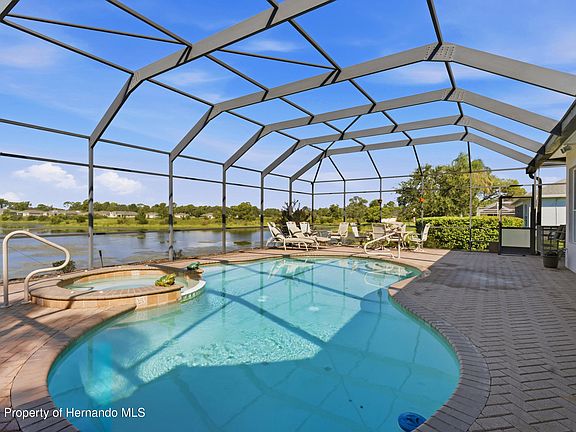 3rd image of 9271 Westshore Dr