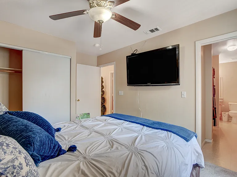 4101 Abrams Ave — Photo 3