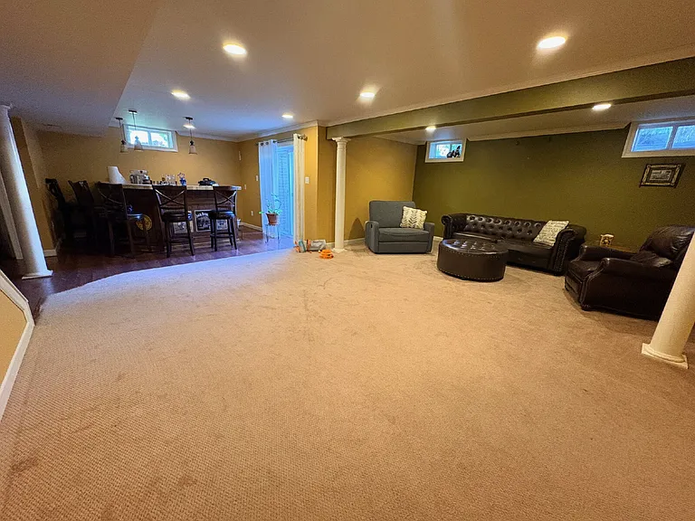 116 Greenwich Dr — Photo 12