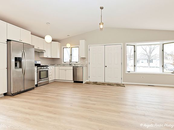 3rd image of 1217 Villa Vista Dr