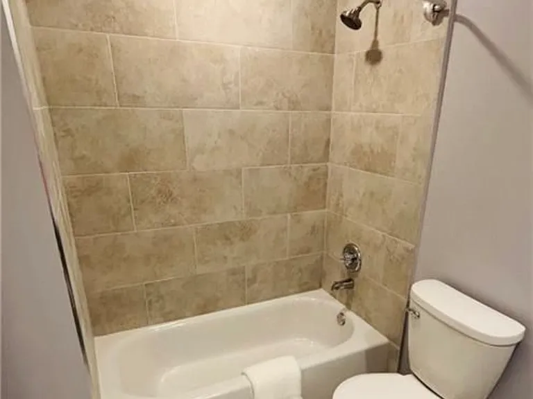 667 Brookline Dr SE — Photo 19