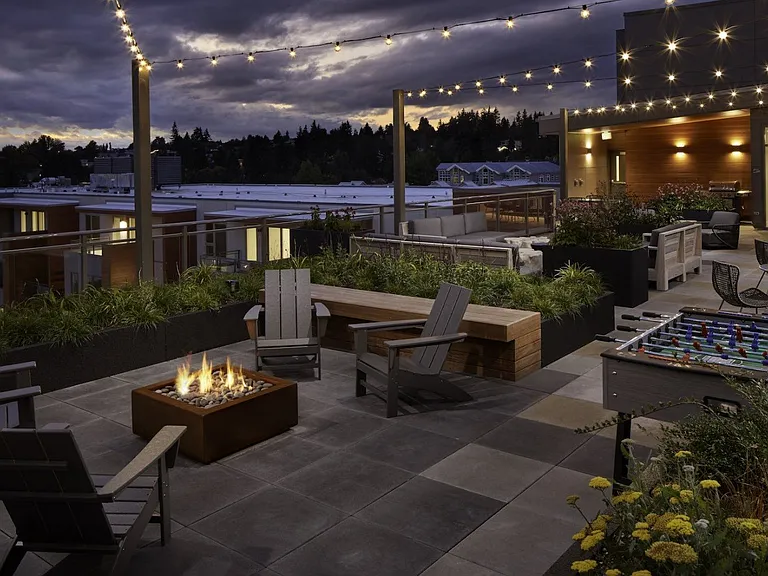 Uptown at Kirkland Urban — Photo 25