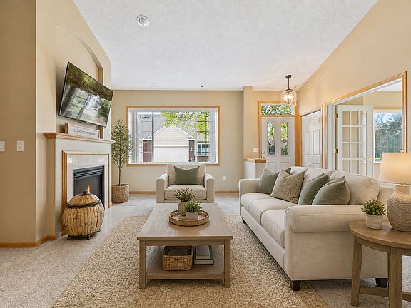 4th image of 12029 Vermillion St NE Unit A