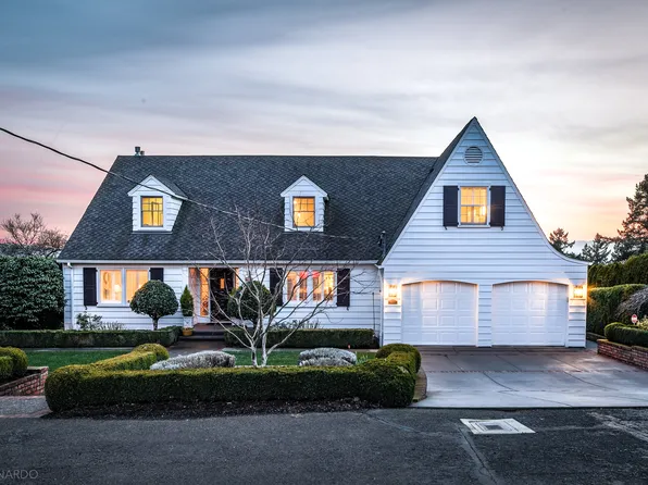 6413 Buena Vista Dr, Vancouver, WA 98661