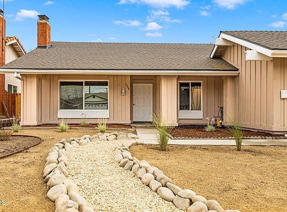 3rd image of 1798 Sunridge Dr