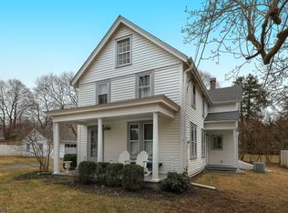 6 Mosle Rd, Peapack Gladstone Borough, NJ 07934