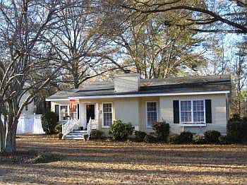1st image of 2240 Avondale Dr