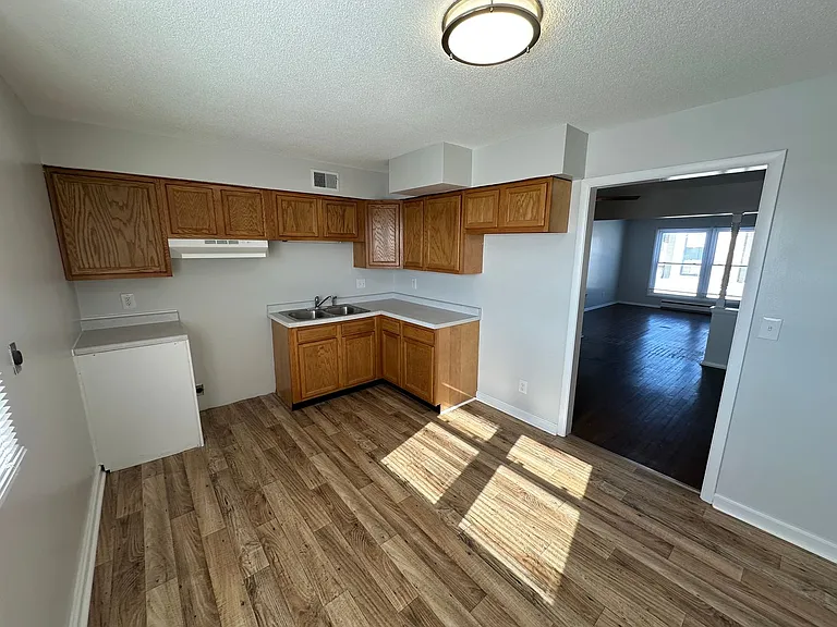 6011 W 25th St #4 — Photo 6