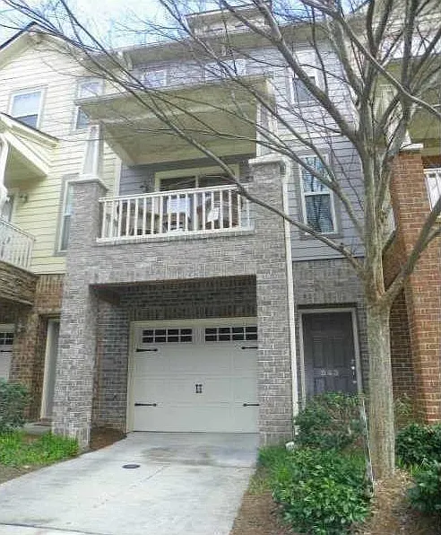 2 bed, 2.5 bath, 1492 sqft, $2,800 — Photo 1