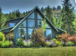 1112 Bear Claw Rd, Clark Fork, ID 83811