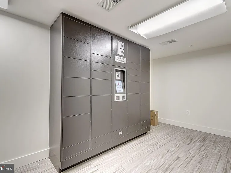 1411 Key Blvd #406 — Photo 34