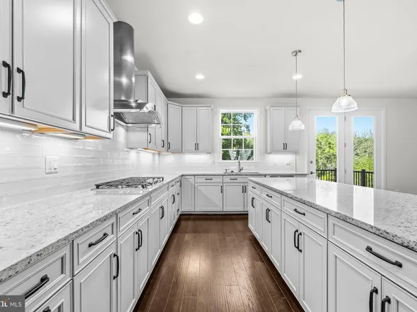 7753 Belvale Dr, Alexandria, VA 22315
