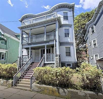 1st image of 263 Normandy St Floor 3