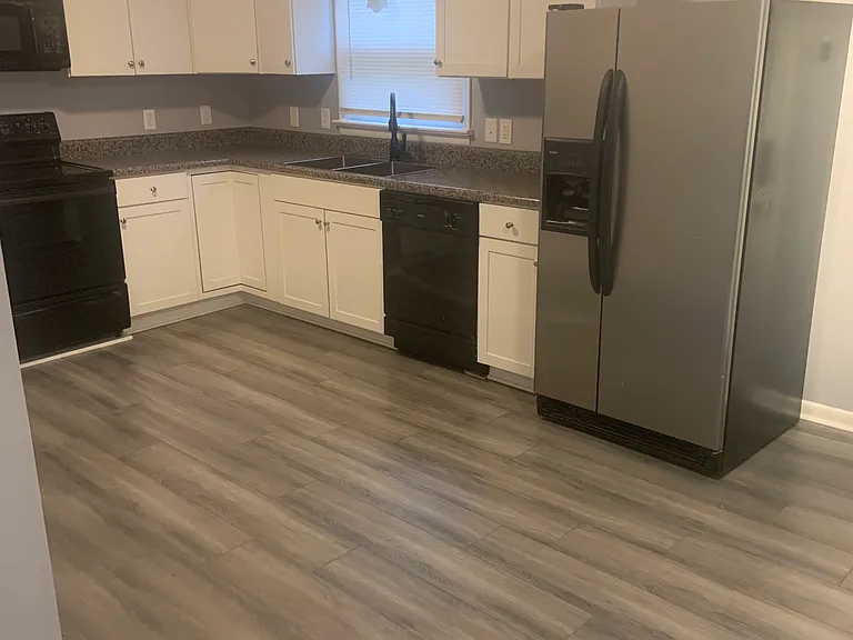 5625 Canasta Dr — Photo 1