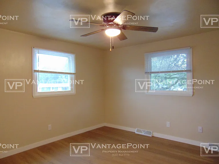 1109 Melissa St — Photo 15