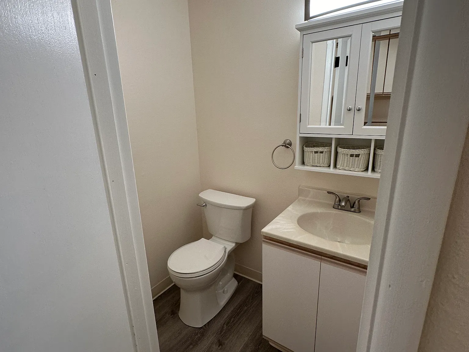 3 bed, 1.5 bath, 1100 sqft, $2,195 — Photo 4