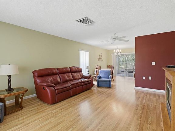 4th image of 10600 Salamanca Dr