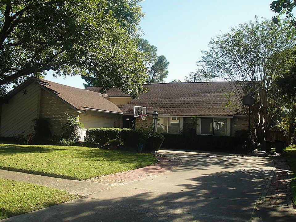 1st image of 16313 De Lozier St