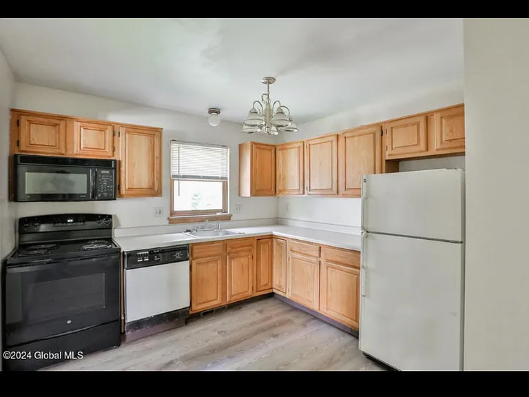 173 W Lawrence St #2 — Photo 11