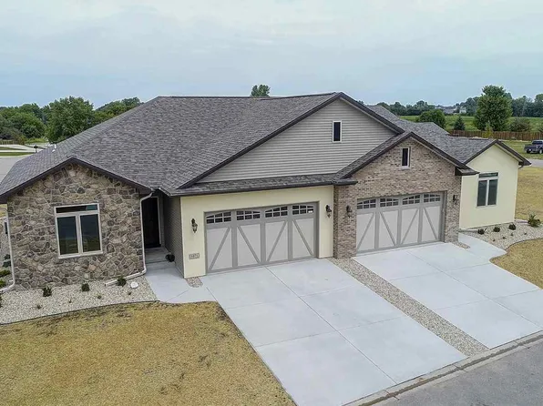 6892 Tuscan Ridge Cir, Deforest, WI 53532