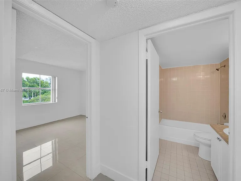 8260 SW 210th St #201 — Photo 14