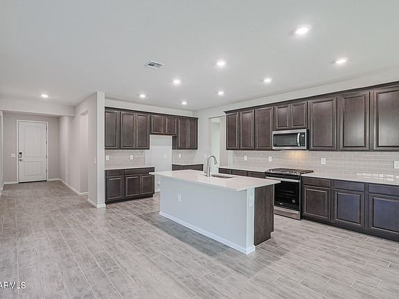 4th image of 3426 S 177TH Avenue