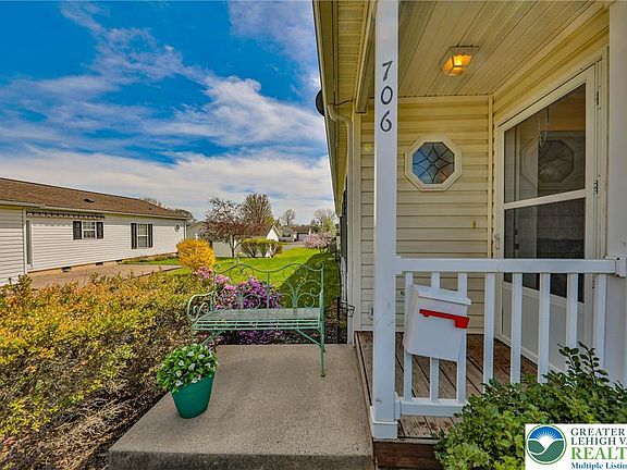 2nd image of 706 San Simeon Pl
