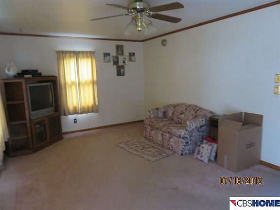 2nd image of 330 N Plum St