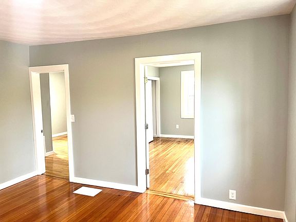 5th image of 250 Broadway St #1-4