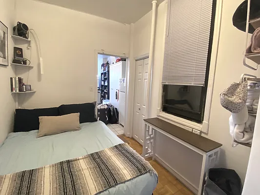 Rented by Susan J. Conaway, LREB | media 5