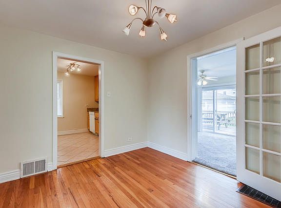 4th image of 2315 N 75th Ave