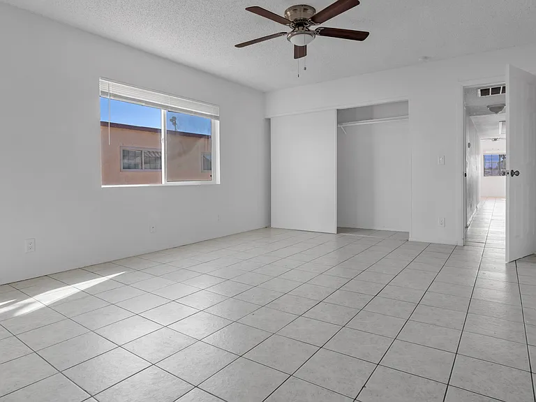 2221 N Jones Blvd #3 — Photo 13