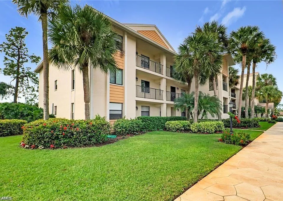440 Fox Haven Dr #2101