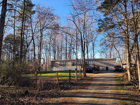 172 Wildwood Acres Cir, Mooresville, NC 28115