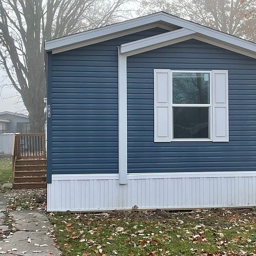 1st image of 908 Janie St