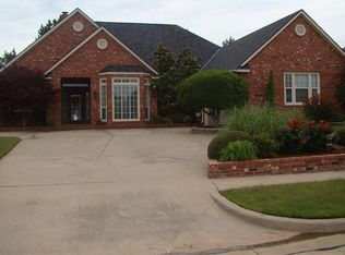 3712 Hidden Hill Rd, Norman, OK 73072