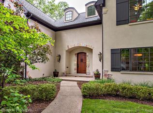 12710 Vernon Ave, Huntington Woods, MI