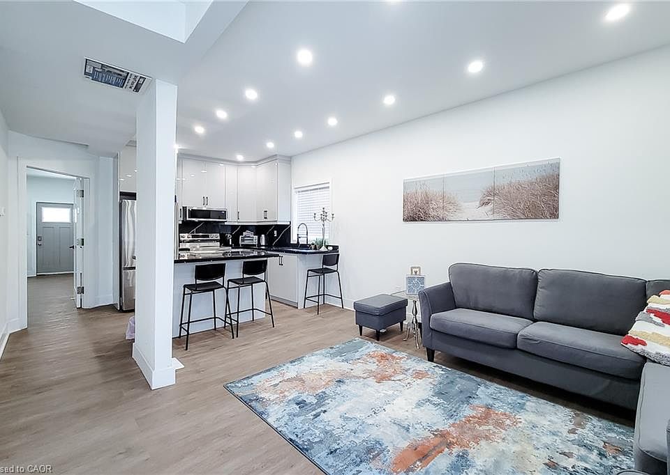 1st image of 78 Hillyard St