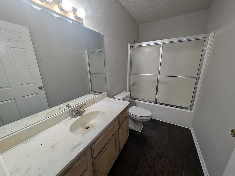 115 Meadowview Dr #4 — Photo 14