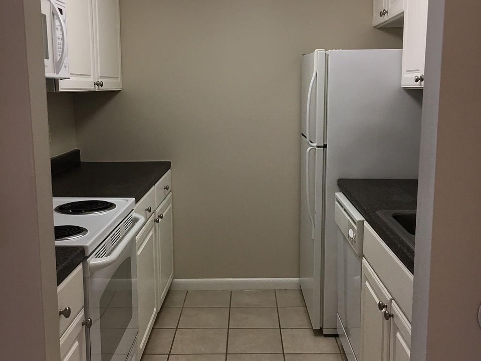 1st image of 367 Simmonsville Ave APT 3209