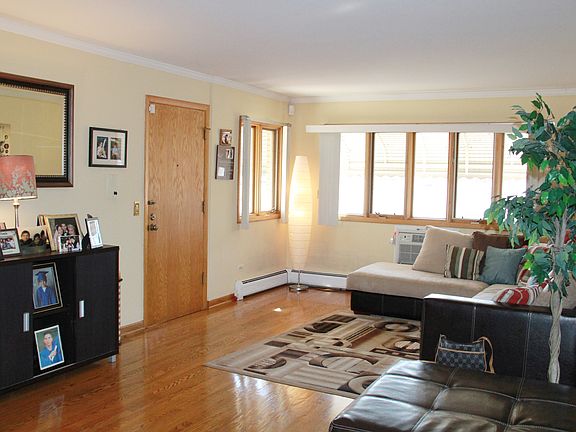 2nd image of 8216 W Belmont Ave APT 3N