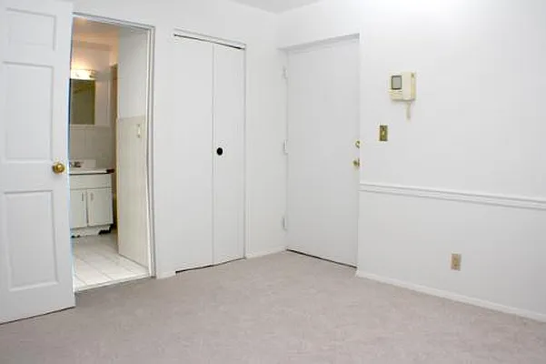 Sold by Fillmore | media 9