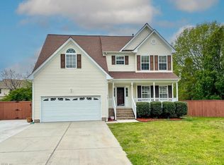 565 Fair Oak Dr, Chesapeake, VA 23322