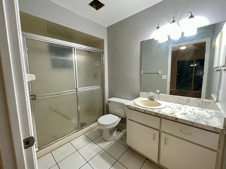 1702 Palmetto Ct — Photo 38