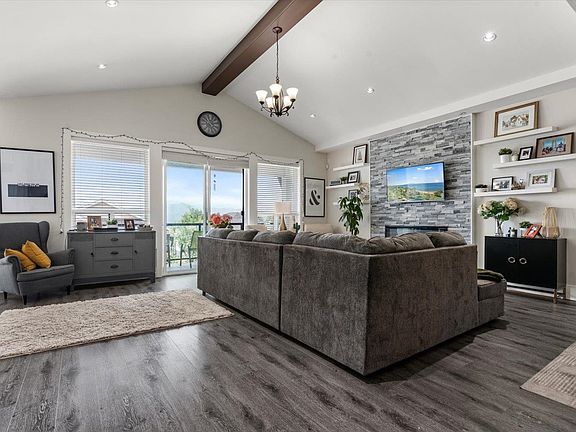 4th image of 8295 Nixon Rd #15