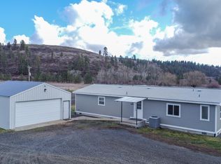 3002 N Palouse Rd, Colfax, WA 99111
